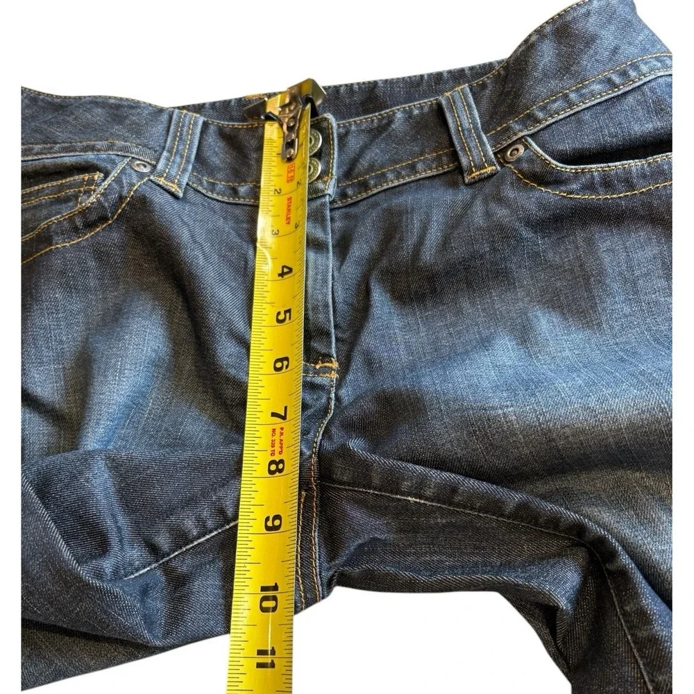 Ann Taylor Curvy Fit Jean Lindsay Size 6 Double Button Waist 20 in. Inseam Capri